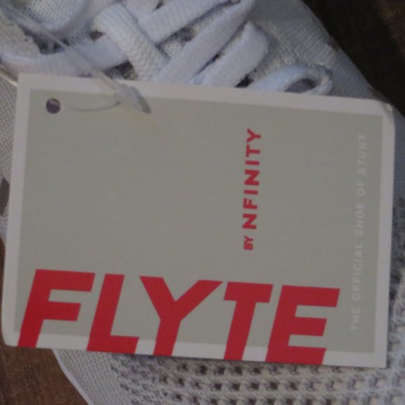 NFINITY Shoes Nwt Nfinity Flyte Cheer Shoes White On White Size 85